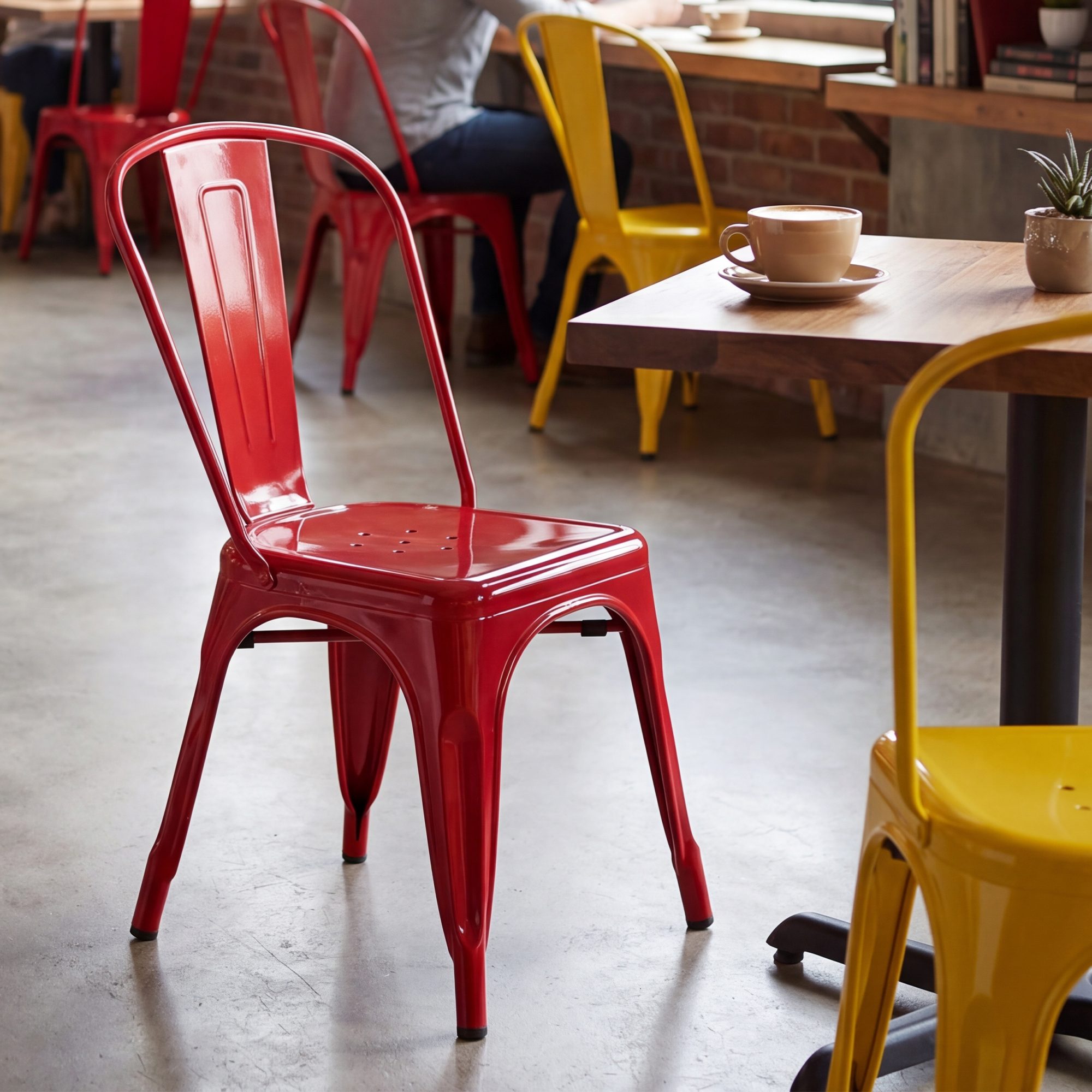 Set van 4 stapelstoelen Benedikt